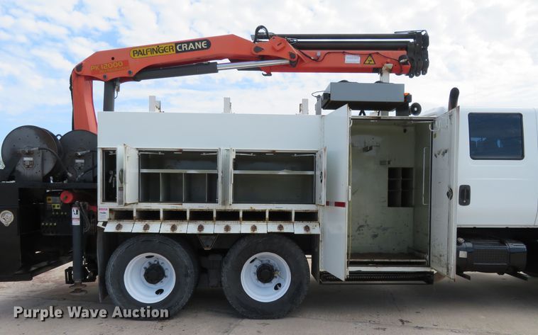 image for item FP9258 2009 International WorkStar 7400  utility / service truck