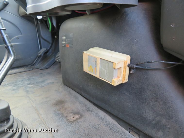 image for item FP9258 2009 International WorkStar 7400  utility / service truck