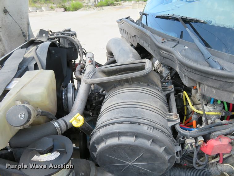 image for item FP9258 2009 International WorkStar 7400  utility / service truck