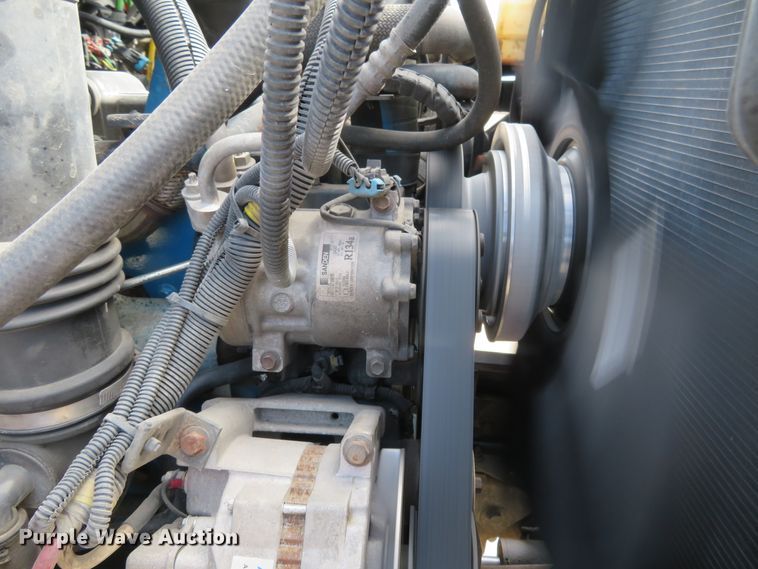 image for item FP9258 2009 International WorkStar 7400  utility / service truck