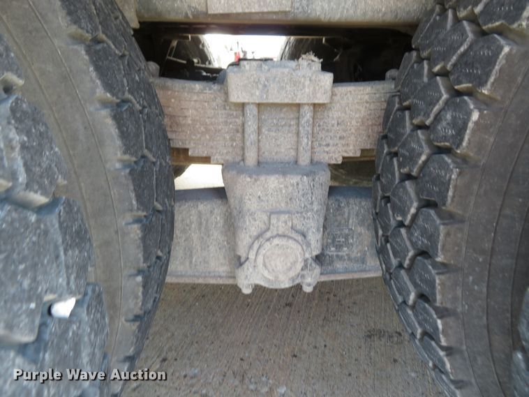 image for item FP9258 2009 International WorkStar 7400  utility / service truck