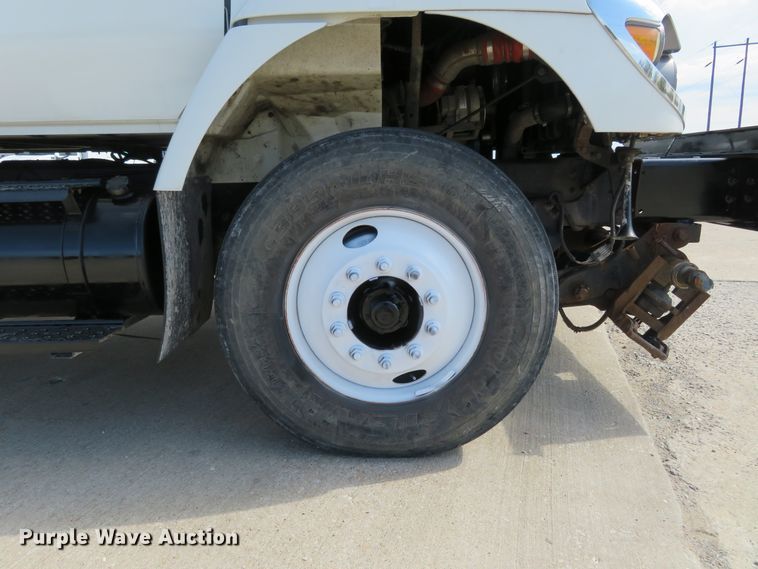 image for item FP9258 2009 International WorkStar 7400  utility / service truck