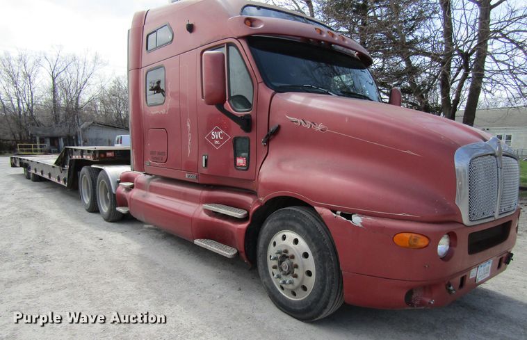 image for item GC9853 1998 Kenworth T2000  semi truck with trailer