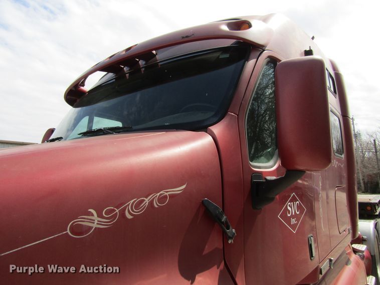 image for item GC9853 1998 Kenworth T2000  semi truck with trailer