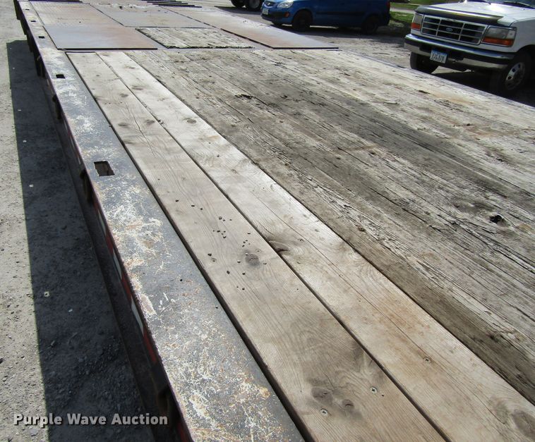 image for item GC9853 1998 Kenworth T2000  semi truck with trailer