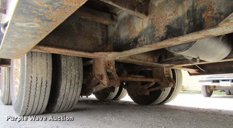 image for item GC9853 1998 Kenworth T2000  semi truck with trailer