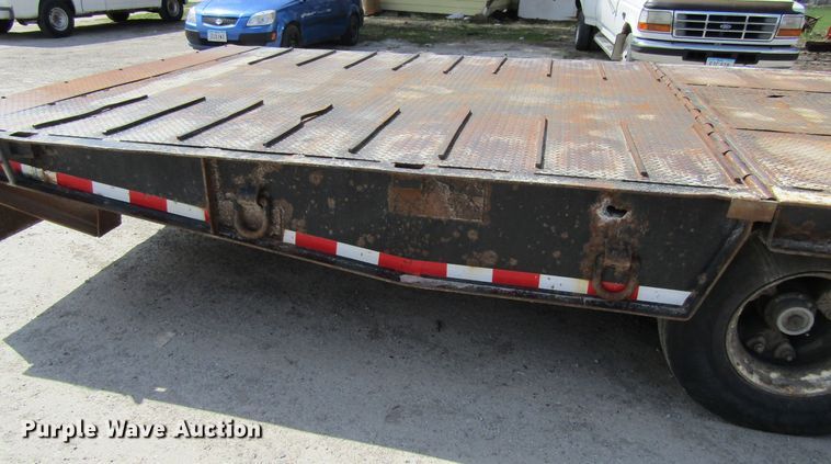 image for item GC9853 1998 Kenworth T2000  semi truck with trailer