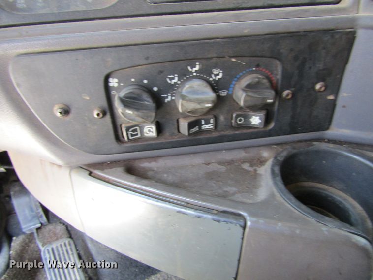 image for item GC9853 1998 Kenworth T2000  semi truck with trailer