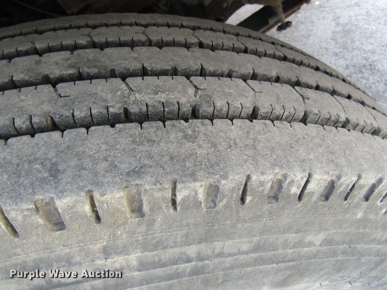 image for item GC9853 1998 Kenworth T2000  semi truck with trailer