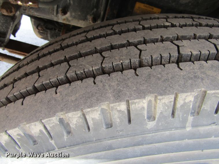 image for item GC9853 1998 Kenworth T2000  semi truck with trailer