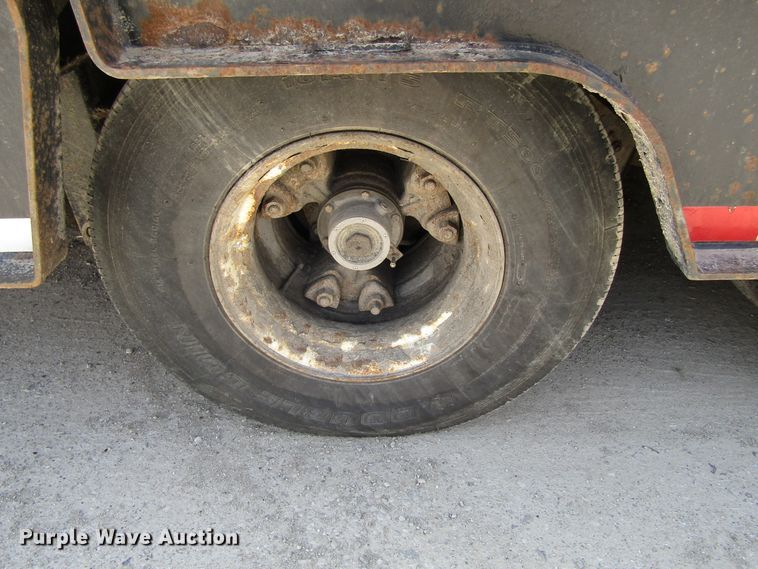 image for item GC9853 1998 Kenworth T2000  semi truck with trailer