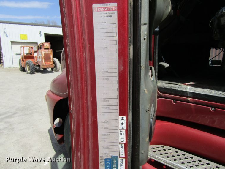 image for item GC9853 1998 Kenworth T2000  semi truck with trailer