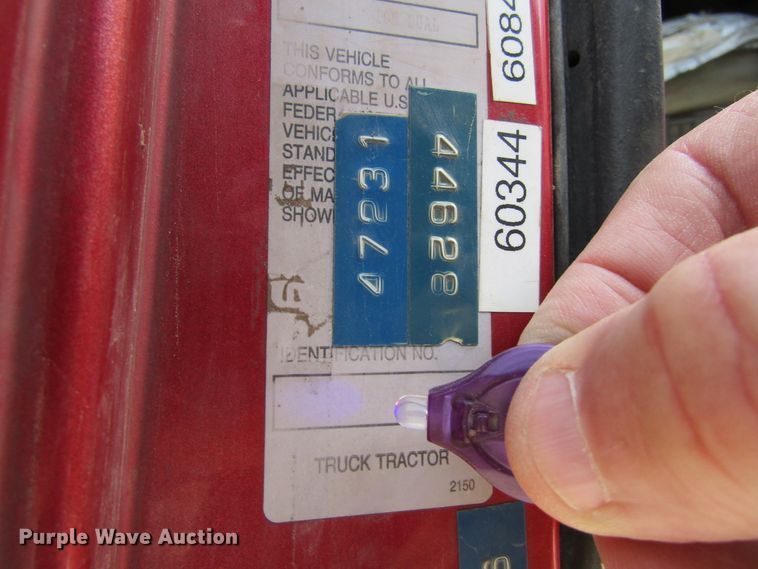 image for item GC9853 1998 Kenworth T2000  semi truck with trailer