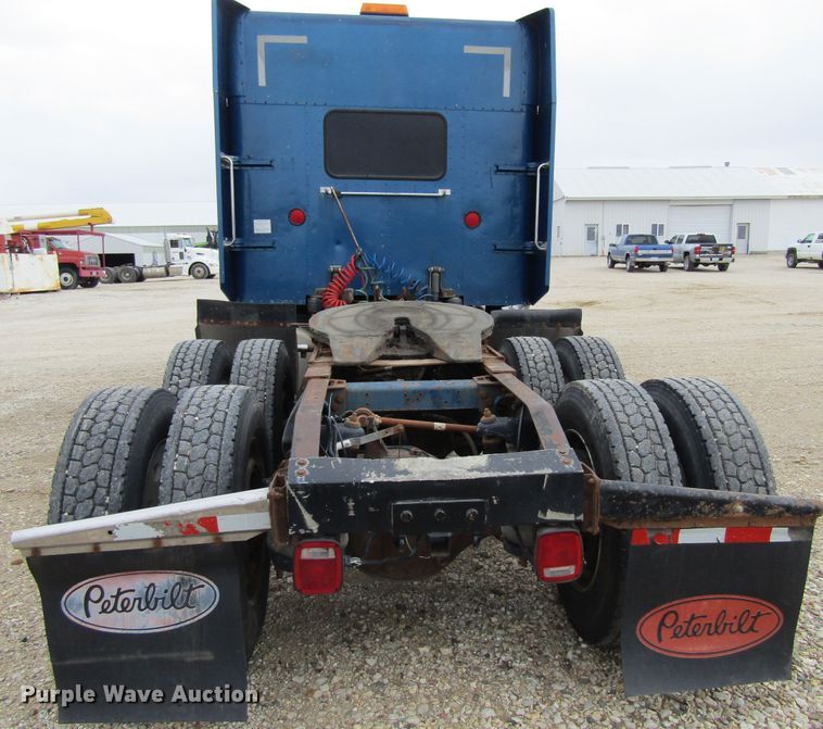 image for item GC9882 1994 Peterbilt 377  semi truck