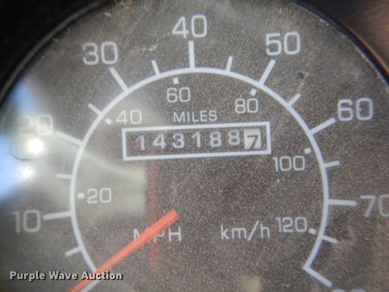 image for item HE9591 1995 Kenworth T400  semi truck