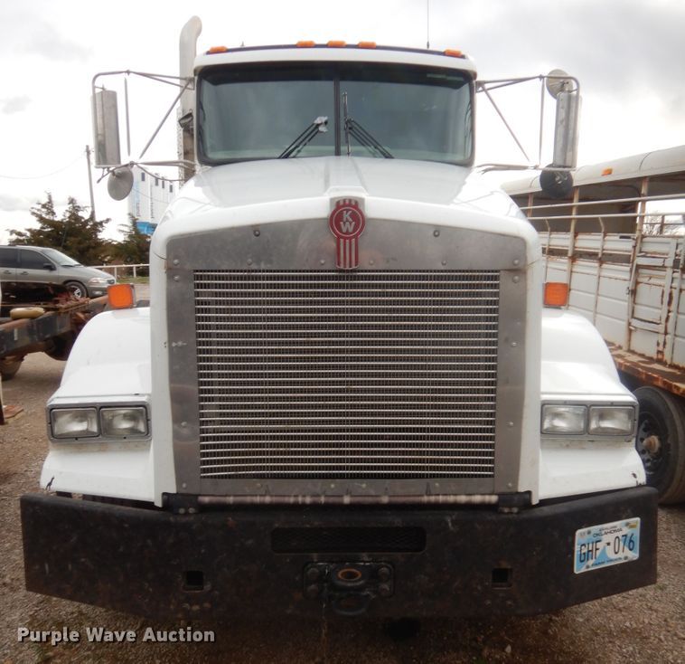 image for item HG9578 2012 Kenworth T800  semi truck