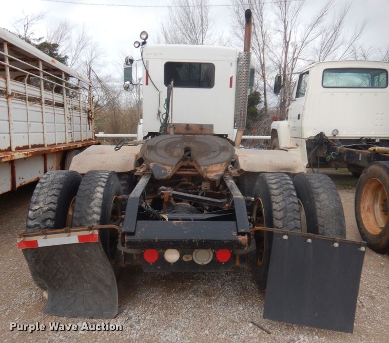 image for item HG9578 2012 Kenworth T800  semi truck