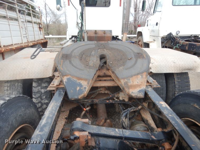 image for item HG9578 2012 Kenworth T800  semi truck