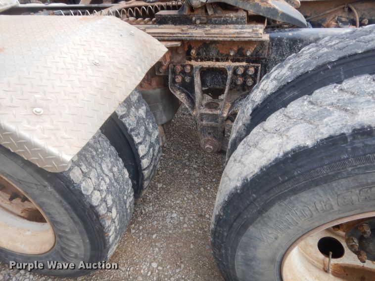 image for item HG9578 2012 Kenworth T800  semi truck