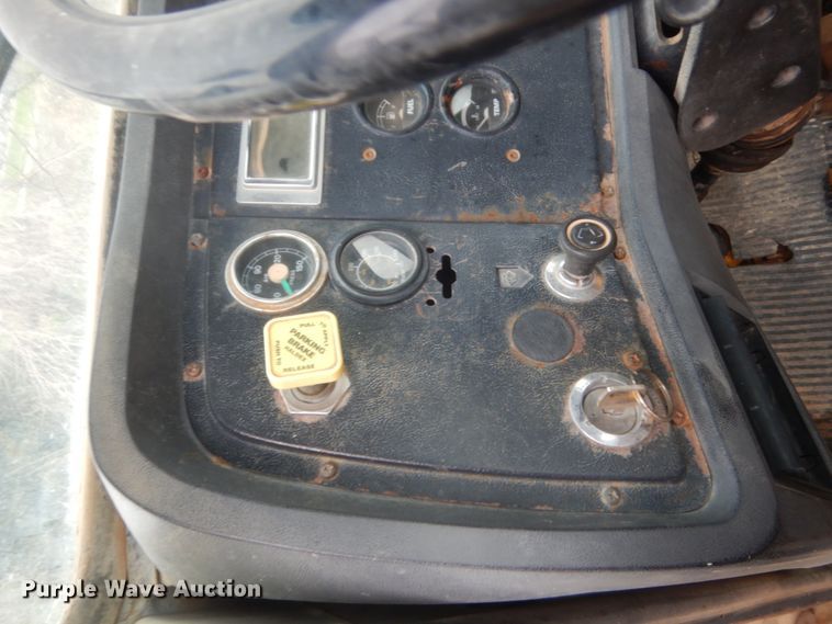 image for item HG9580 1995 Ford L8000  semi truck