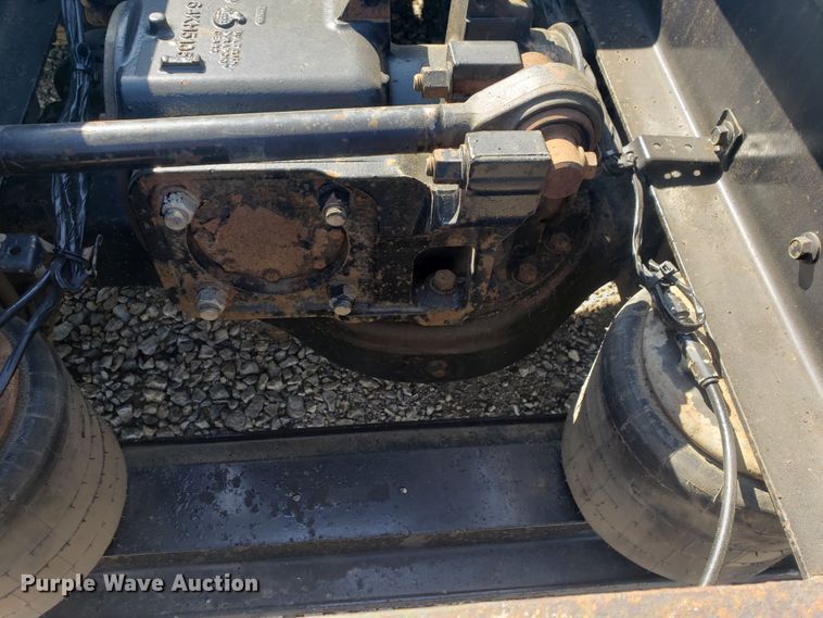 image for item HO9367 2008 Mack CHU613  semi truck