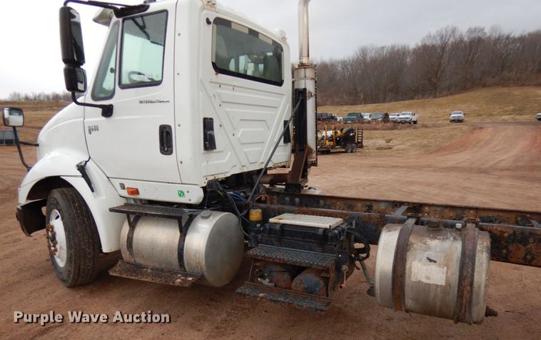 image for item HR9043 2007 International 8600  truck chassis