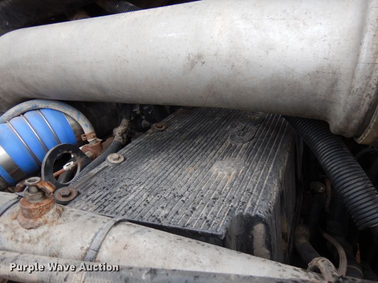 image for item HR9043 2007 International 8600  truck chassis