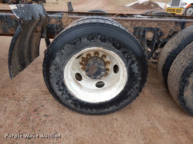 image for item HR9043 2007 International 8600  truck chassis