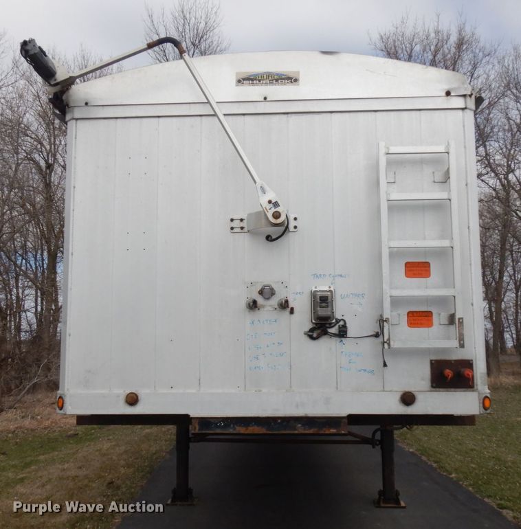image for item HR9135 2009 J-Mark live bottom trailer