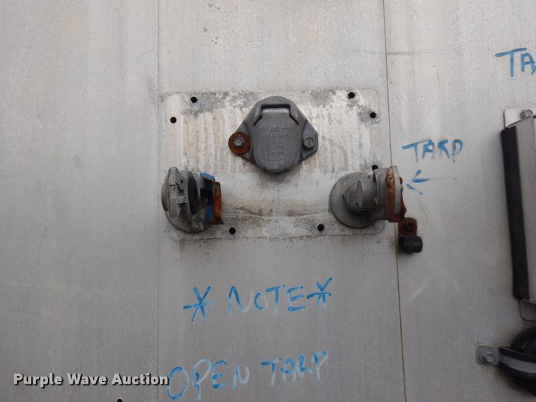 image for item HR9135 2009 J-Mark live bottom trailer