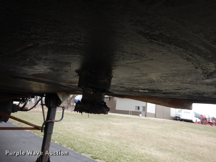 image for item HR9135 2009 J-Mark live bottom trailer