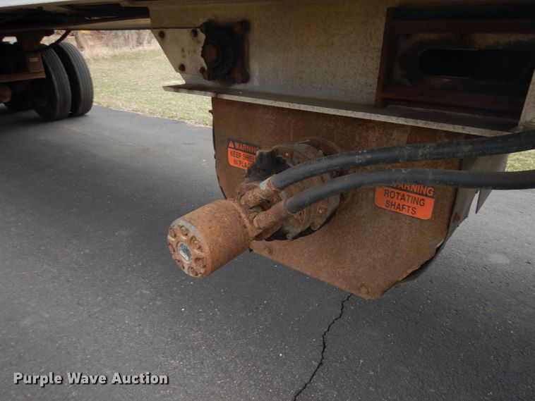 image for item HR9135 2009 J-Mark live bottom trailer