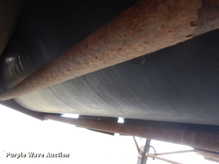 image for item HR9135 2009 J-Mark live bottom trailer