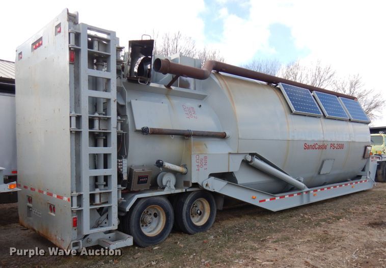 image for item HR9136 2013 Mertz 101893543 sand silo trailer
