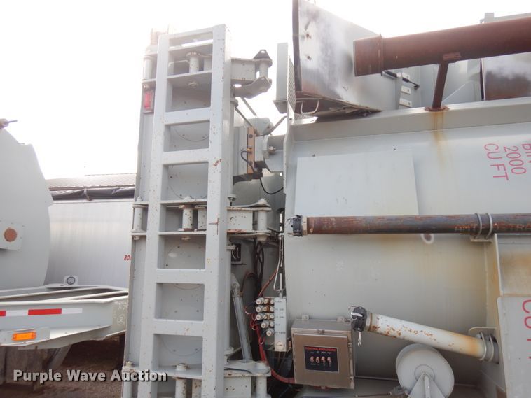 image for item HR9136 2013 Mertz 101893543 sand silo trailer