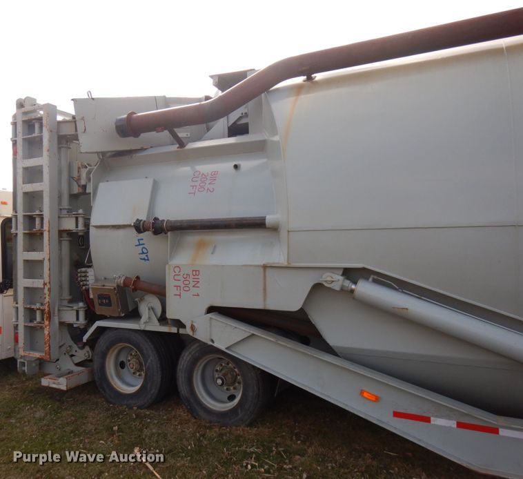 image for item HR9137 2013 Mertz 101893543 sand silo trailer