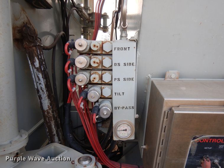 image for item HR9137 2013 Mertz 101893543 sand silo trailer