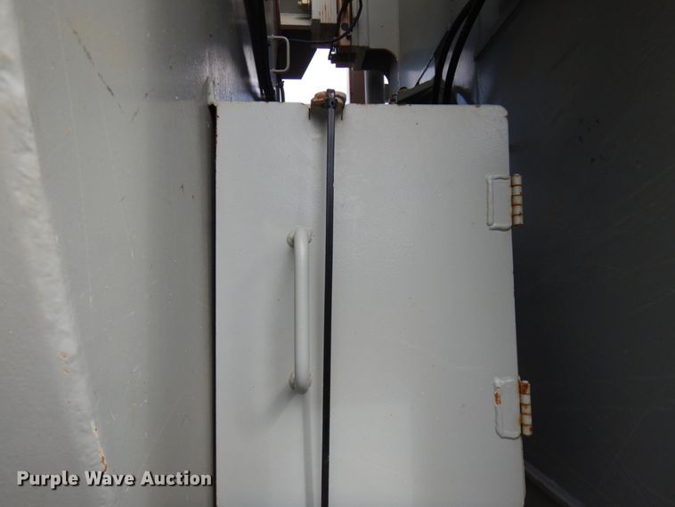 image for item HR9137 2013 Mertz 101893543 sand silo trailer