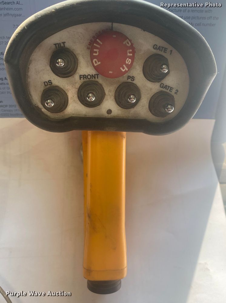 image for item HR9137 2013 Mertz 101893543 sand silo trailer