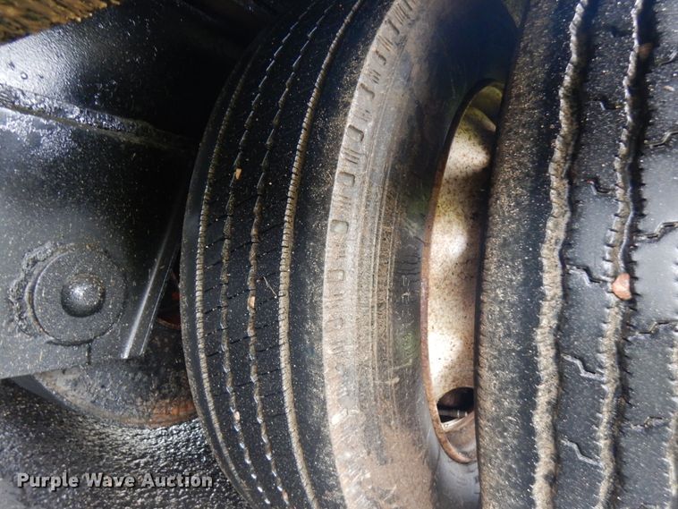 image for item HR9186 1997 Load King lowboy equipment trailer