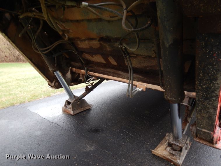 image for item HR9187 1990 Load King 403DFP  lowboy equipment trailer