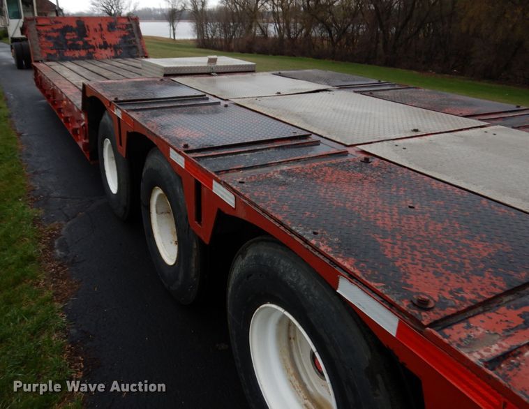 image for item HR9187 1990 Load King 403DFP  lowboy equipment trailer