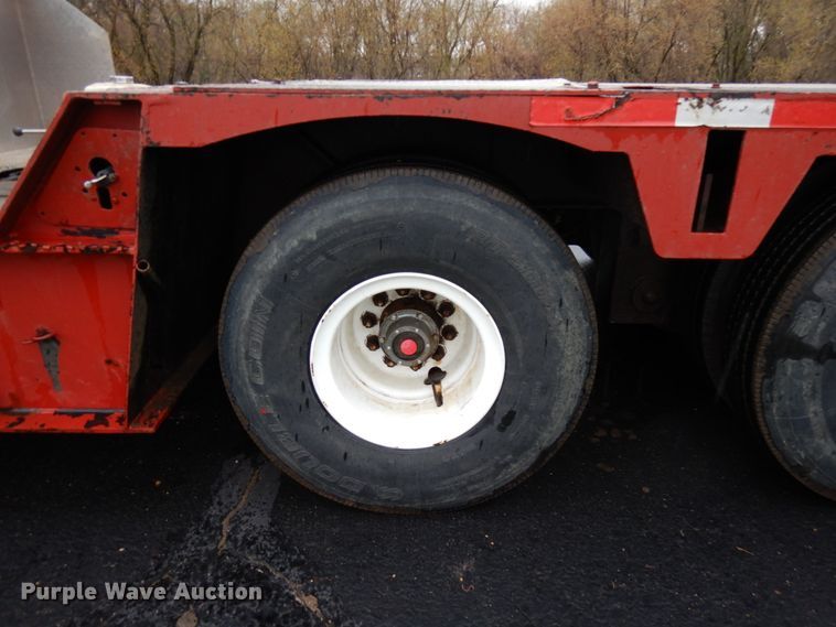 image for item HR9187 1990 Load King 403DFP  lowboy equipment trailer