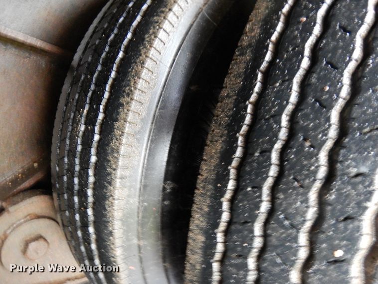 image for item HR9187 1990 Load King 403DFP  lowboy equipment trailer