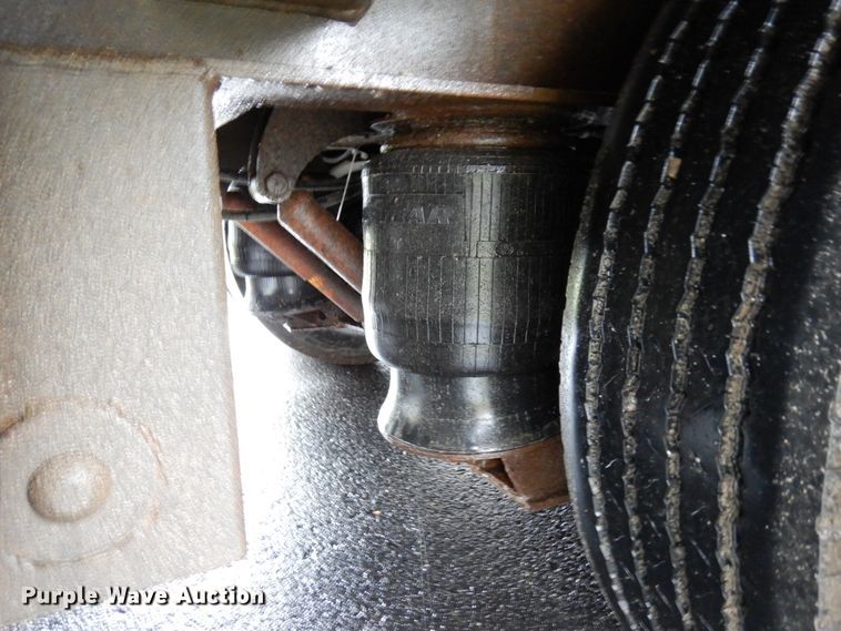 image for item HR9187 1990 Load King 403DFP  lowboy equipment trailer