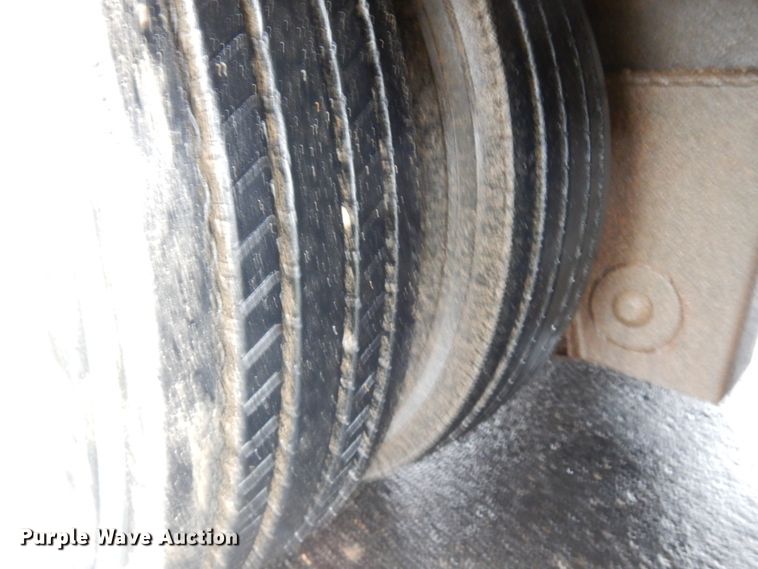 image for item HR9187 1990 Load King 403DFP  lowboy equipment trailer