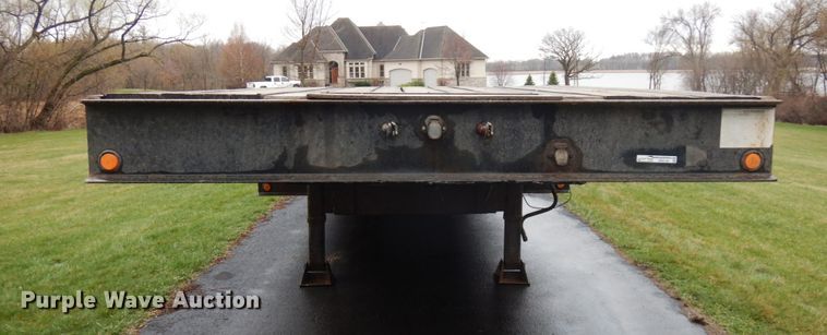 image for item HR9189 2015 B & B  drop deck trailer