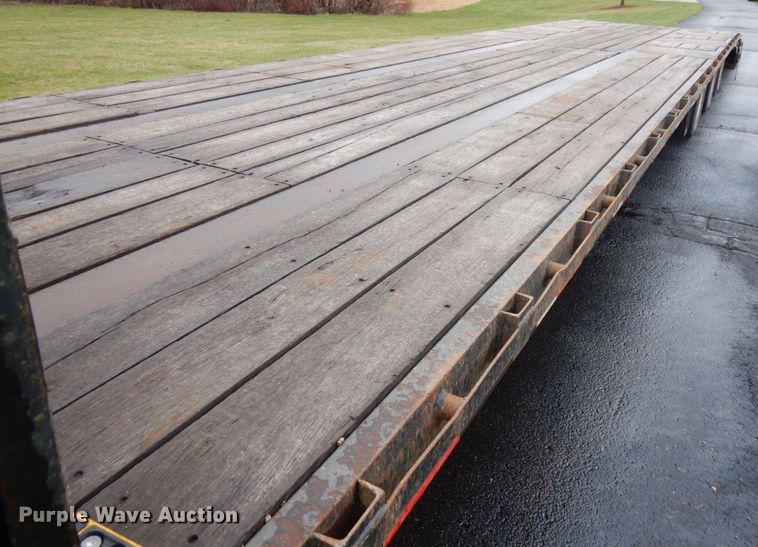 image for item HR9189 2015 B & B  drop deck trailer