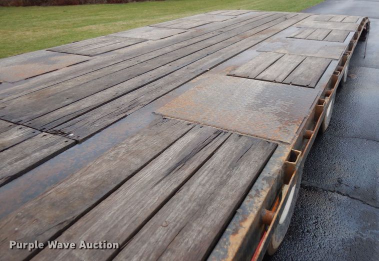 image for item HR9189 2015 B & B  drop deck trailer