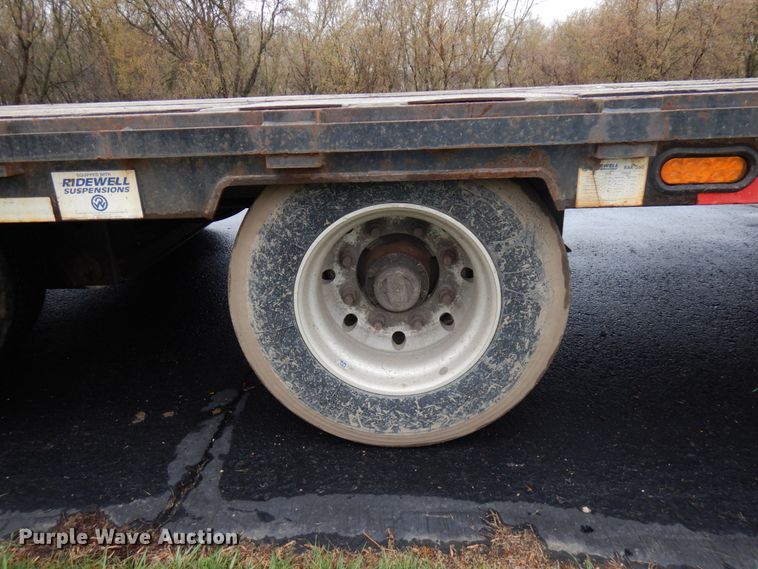 image for item HR9189 2015 B & B  drop deck trailer